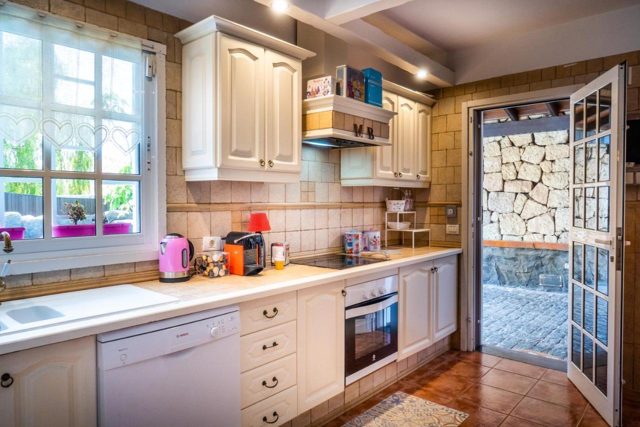 Chayofa Deluxe Villa Bella Vita Air Con & Heated Pool, Tenerife South מראה חיצוני תמונה